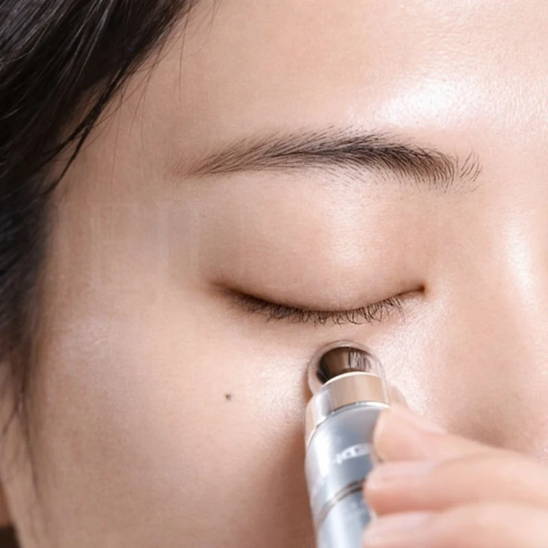 Medi-Peel - Crème contour des yeux lift & volume aux 9 peptides - 20ml