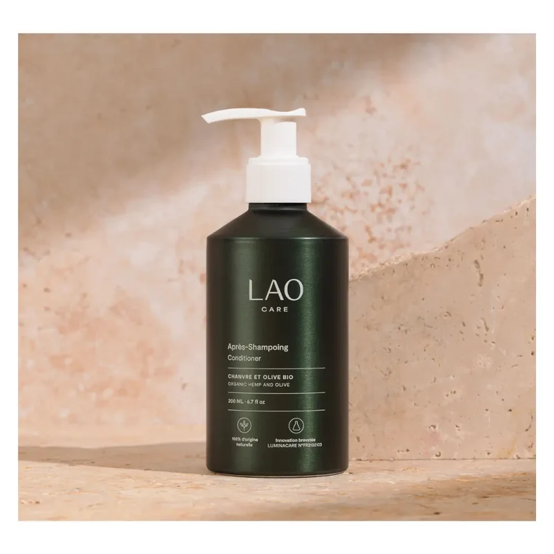 APRÈS-SHAMPOING LÉGER & DÉMÊLANT