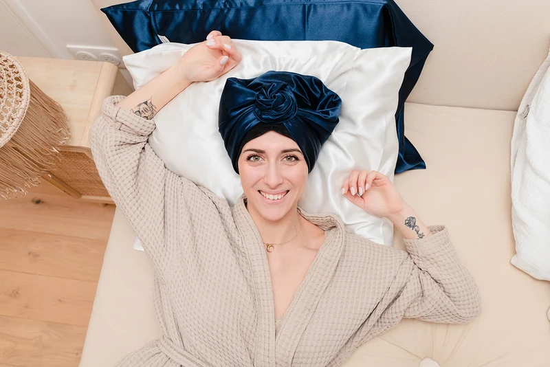 TURBAN EN SATIN