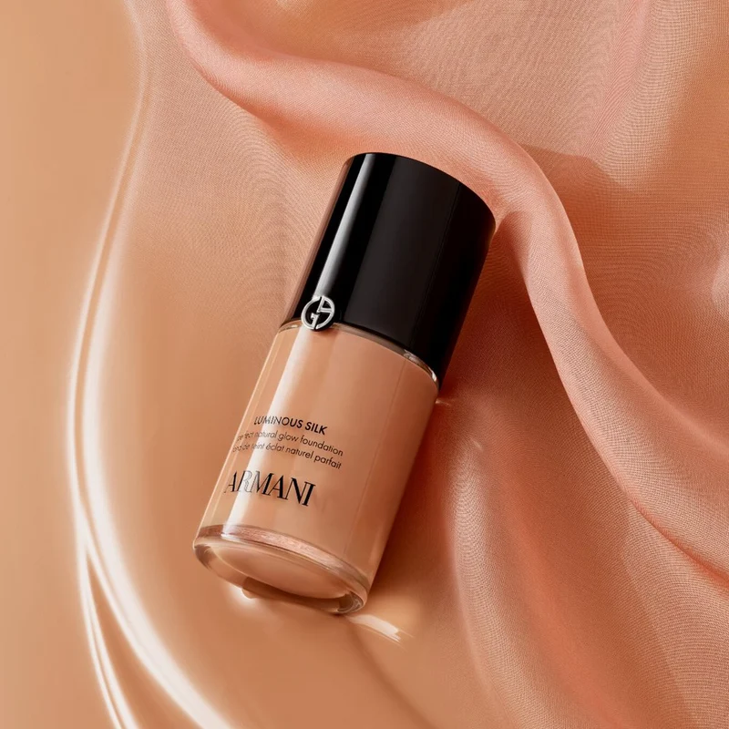 Armani Luminous Silk Foundation (Nouveautés)