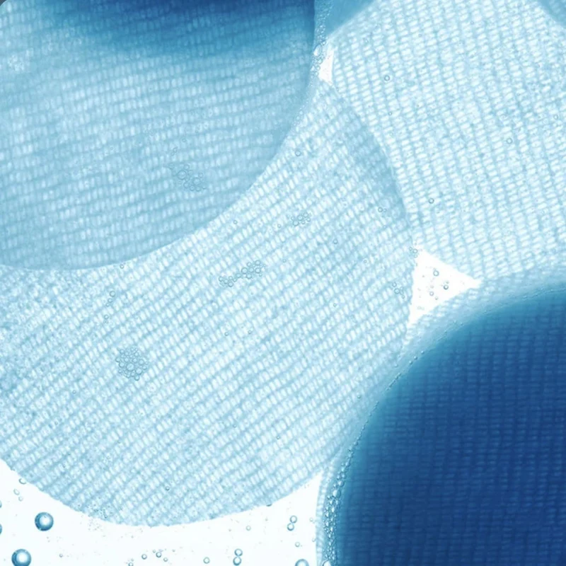Isntree - Pads rafraîchissants au zinc et à l'acide hyaluronique - 60 pads