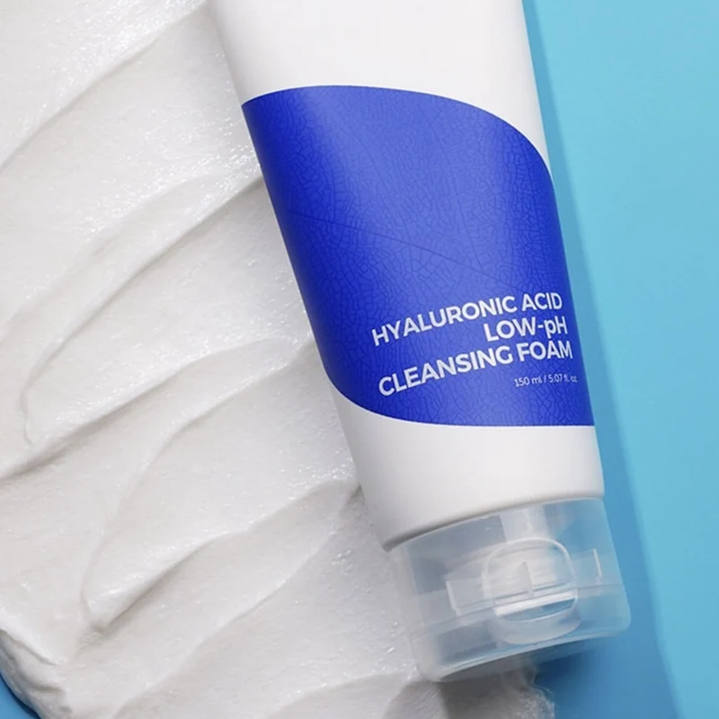 Isntree - Mousse nettoyante à faible pH à l'acide hyaluronique - 150ml