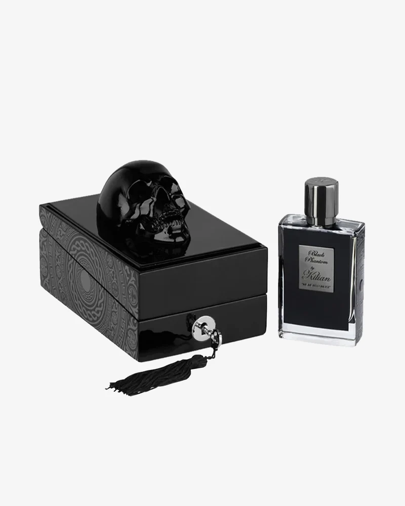 Black phantom