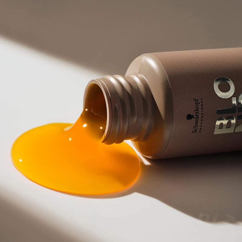 Schwarzkopf BlondMe Glow Toner 9-54 Oro Tenue 60ml — Tonico per capelli