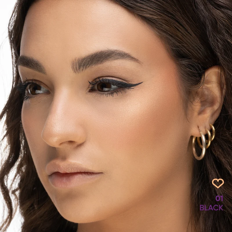 Nejha Eye Reveal Eyeliner In Penna Nera 0,6 ml — Eyeliner