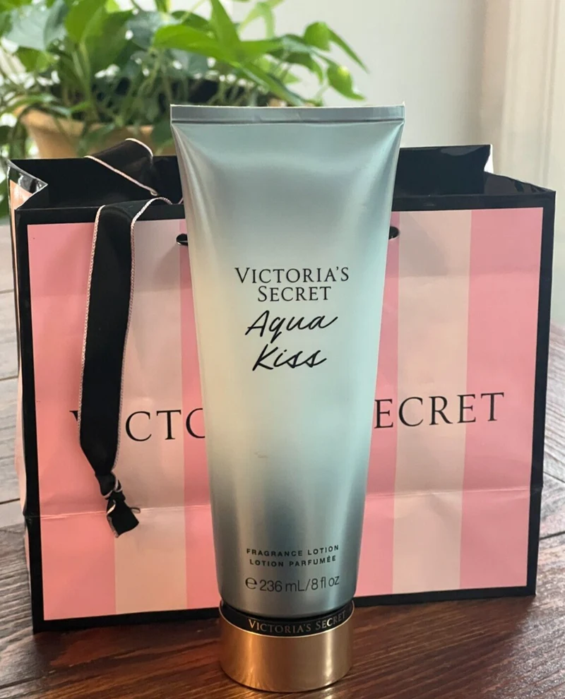 Victoria's secret Aqua Kiss Lozione Corpo 236 ml — Lozione corpo