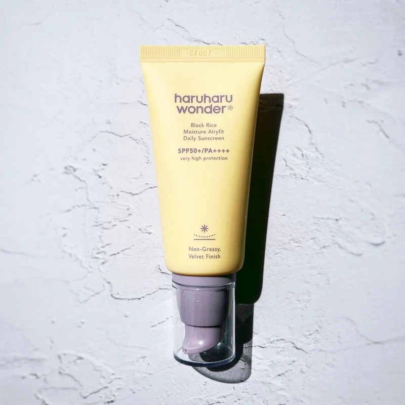 Haruharu Wonder - Écran solaire léger et hydratant au riz noir - 50ml