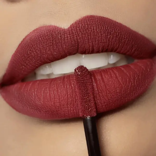 Rouge à Lèvres Liquide Mat Intense Lip Velvet - Sacha Cosmetics