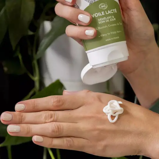 Soin Démêlant 2-en-1 Voile Lacté BIO - NoireÔnaturel
