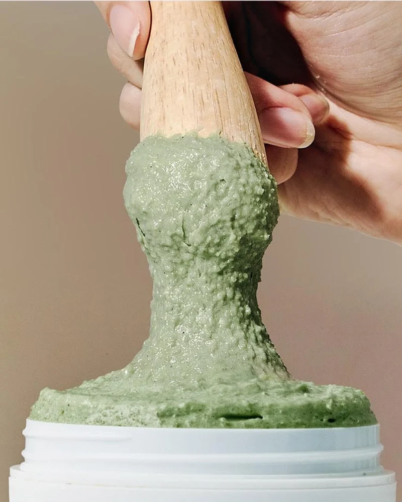 Nettoyant 2 en 1 Visage Éclat & Douceur – Fresh Green Rice Mochi (120g)