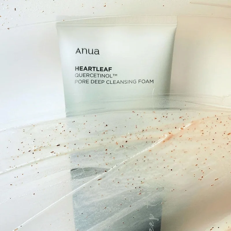 Mousse nettoyante Quercetinol Pore Deep