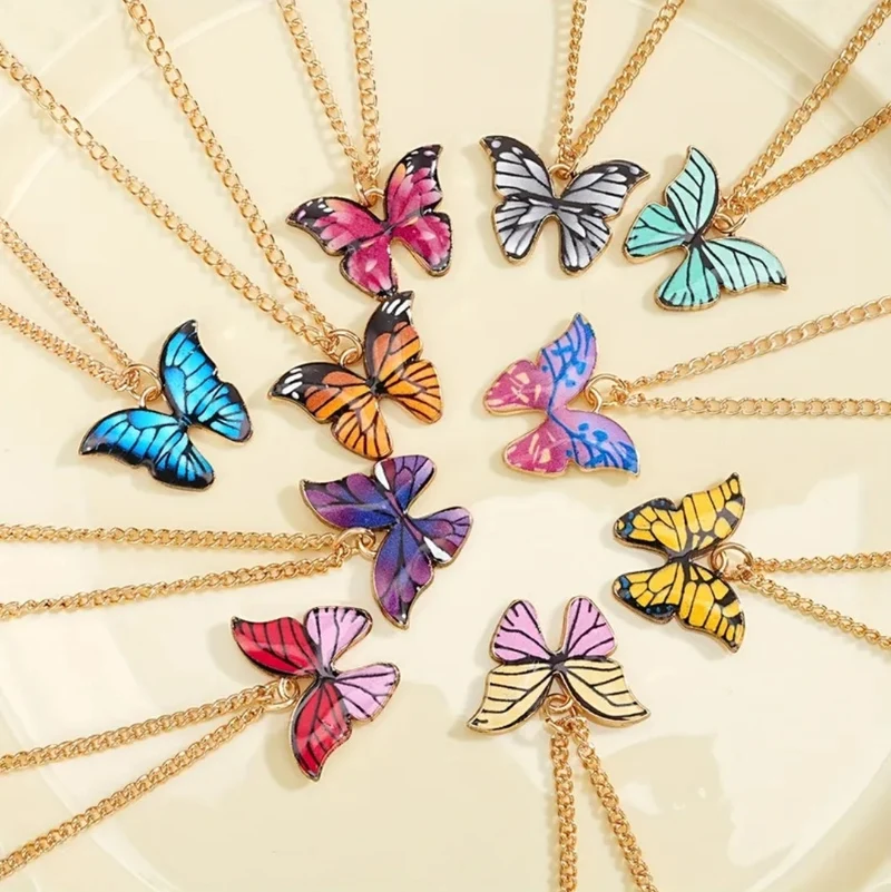 1 Pièces Collier Élégant Rétro Y2K Papillon - Pendentif Multicolore Pour Femmes Et Hommes Port Quotidien Cadeau De Saint-Valentin Idéal Pour Soirées