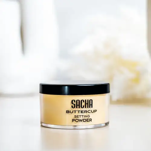 Buttercup Poudre libre fixante - SACHA Cosmetics