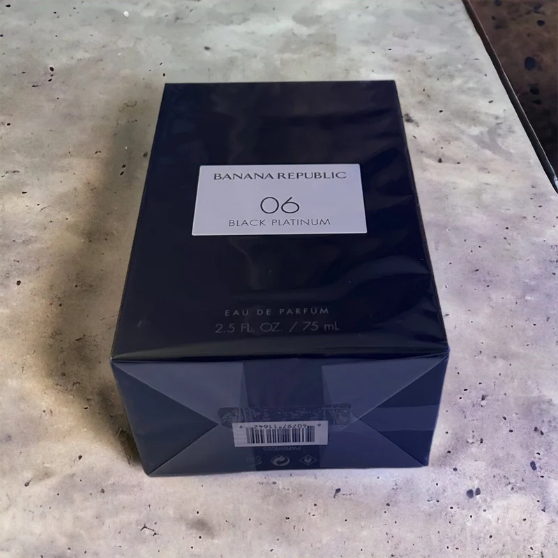Banana Republic 06 Black Platinum Unisex 75 ml — Eau de Parfum