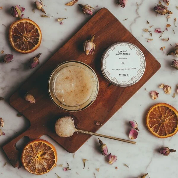 Body Scrub Happiness - Rose Geranium, Orange & Mint 120 ml