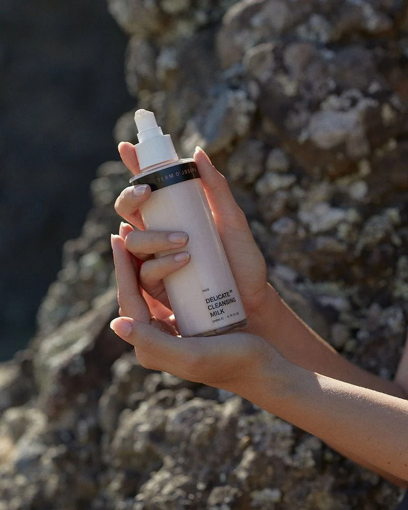 Delicate Cleansing Milk
