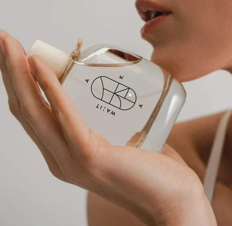AKA Eau de Parfum