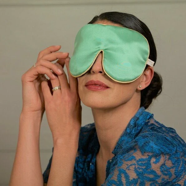 Pure Mulberry Silk Lavender Eye Mask Emerald