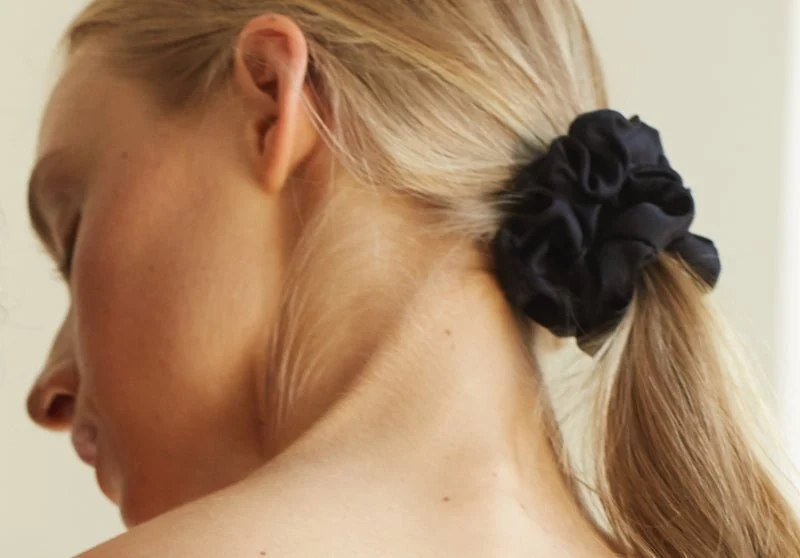 Silk Scrunchie Midnight Black