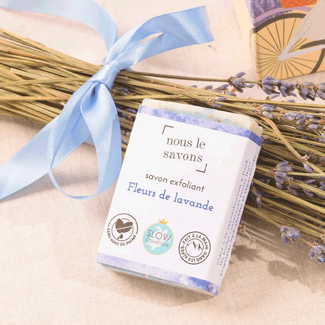 Savon Exfoliant Saponifié à Froid Lavande Bio