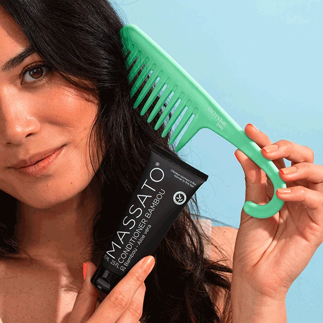 Soin Démêlant Bambou 2-en-1 + Votre Biotyfull Peigne de Douche