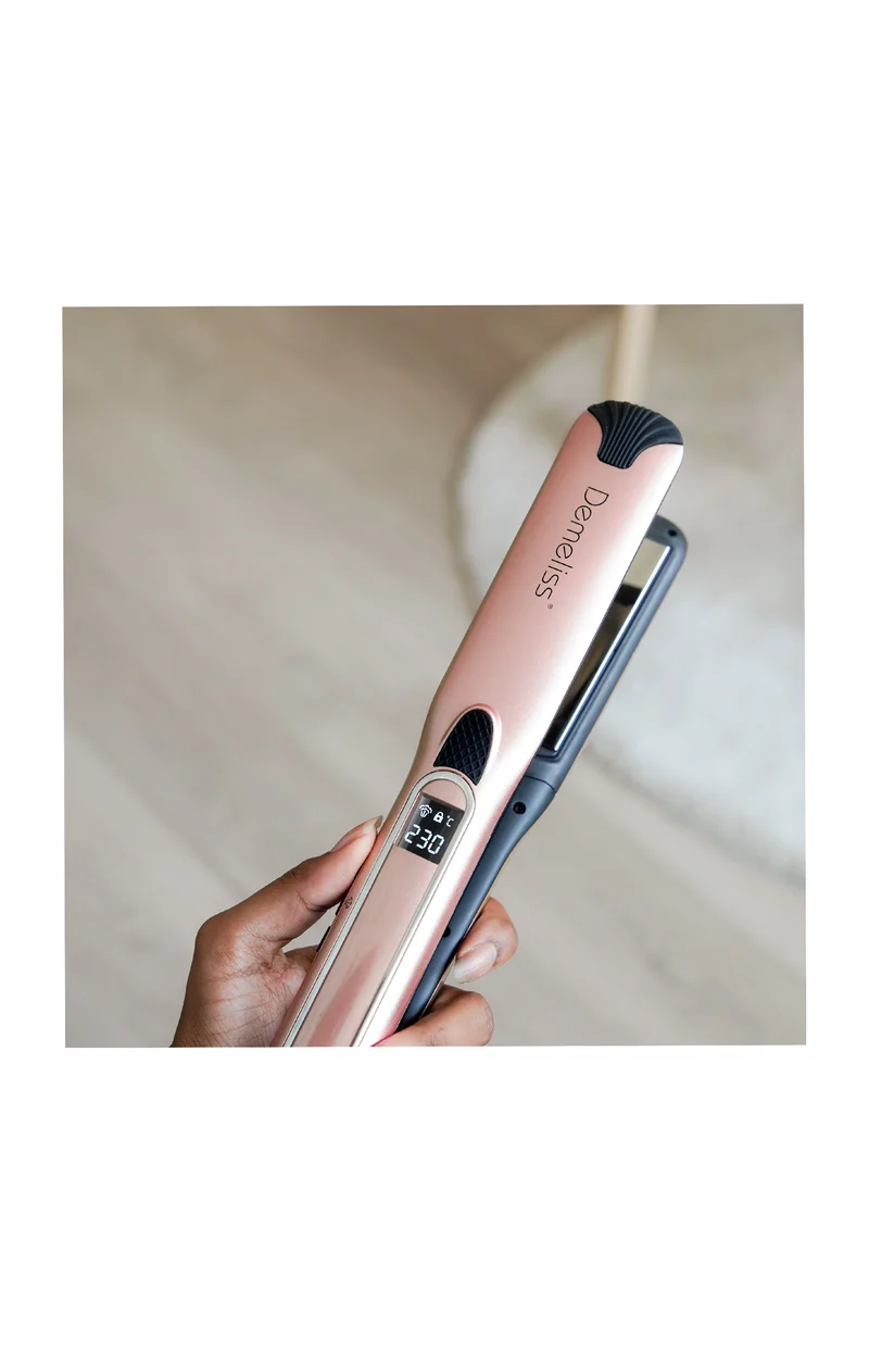 Lisseur professionnel - Plaques titanium - 230°C - Rose